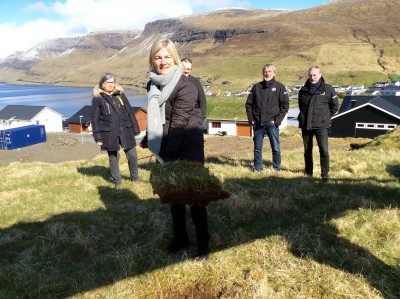 Aimé Jacobsen, borgarstjóri í Sørvágs kommunu, byrjaði útgrevsturin
