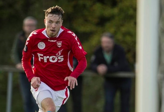 Viljormur Davidsen og liðfelagarnir í Vejle mangla bert eitt stig, so er uppflytingin til superliguna tryggjað